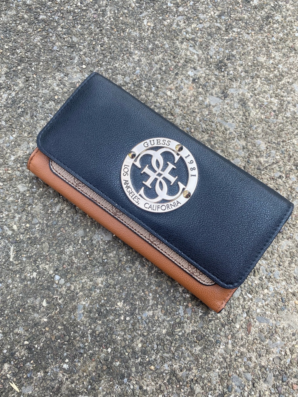 ✨GUESS- Black and Brown Continental Wallet with Silver hardware!